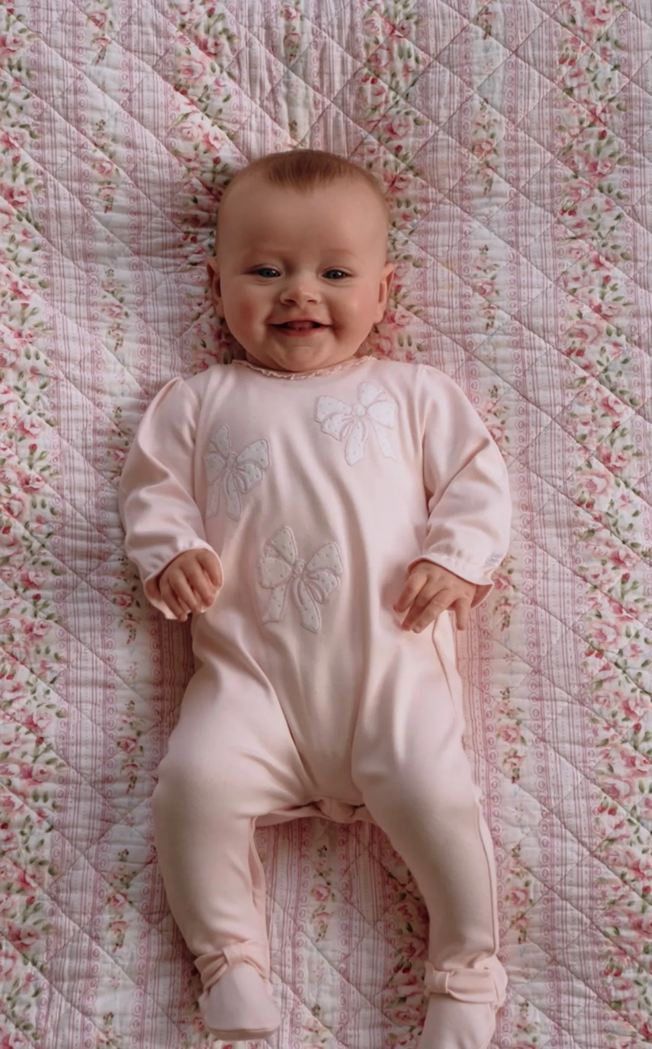 Emile et Rose 2595 Hope - Pink Appliqué Bow Babygrow