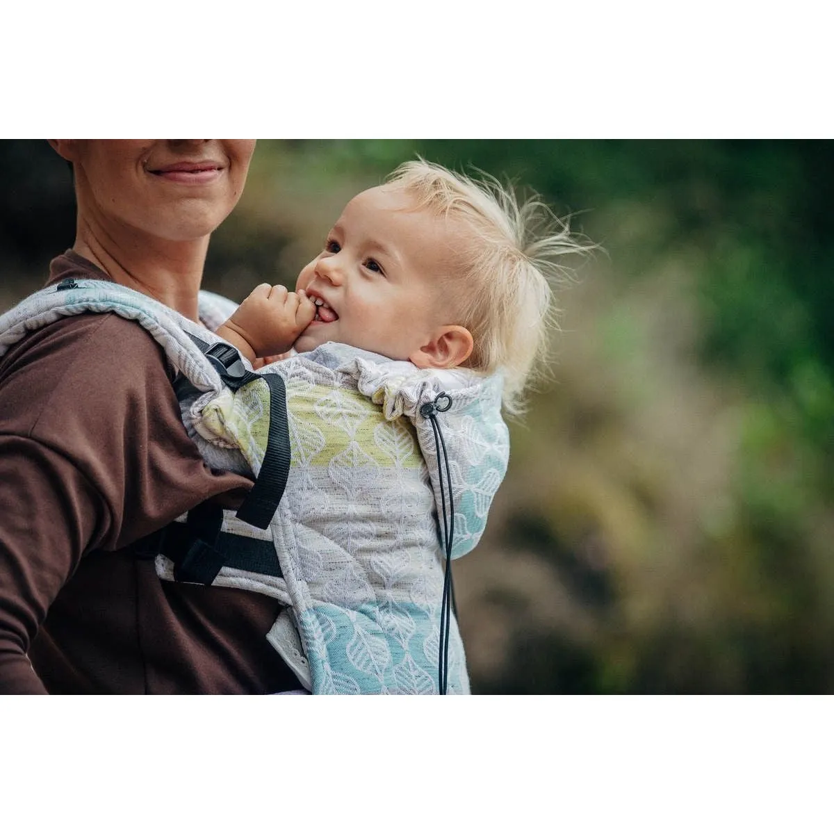 Lenny Lamb Ergonomic Carrier (BABY) - Daisy Petals (Silk, Wool, Cashmere, Cotton) (Second Generation)