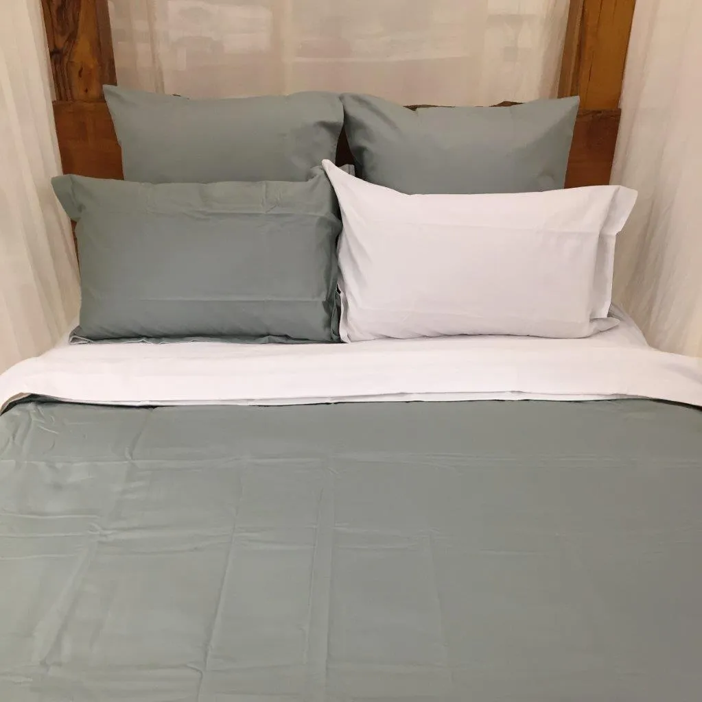 Magnificent Quilt Set in Sea Foam/Natural Reversible