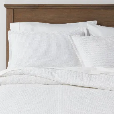 New - Twin/Twin Extra Long Washed Waffle Weave Duvet Cover & Sham Set White - Threshold