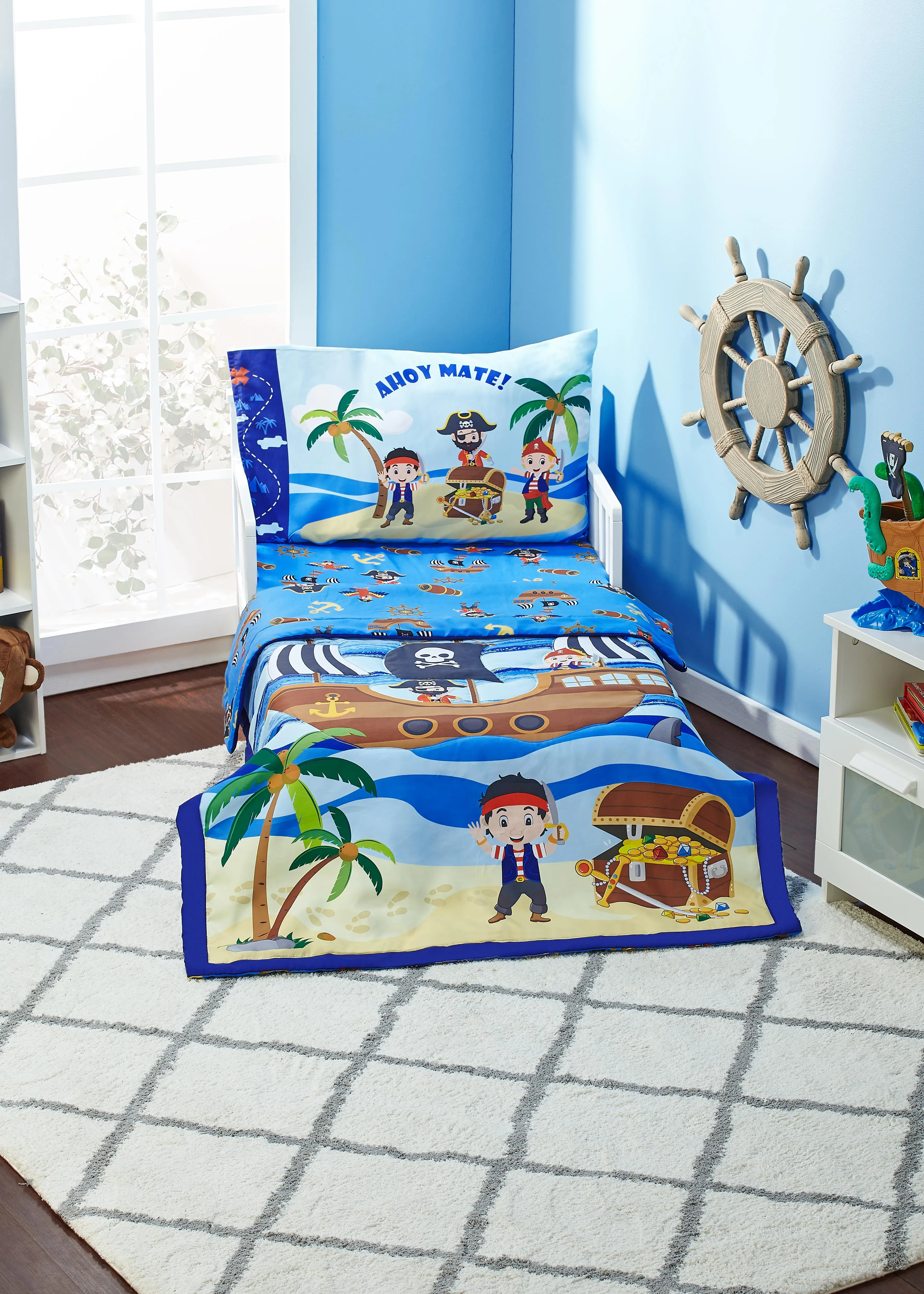 Pirates Treasure Hunt 4-Piece Toddler Bedding Set