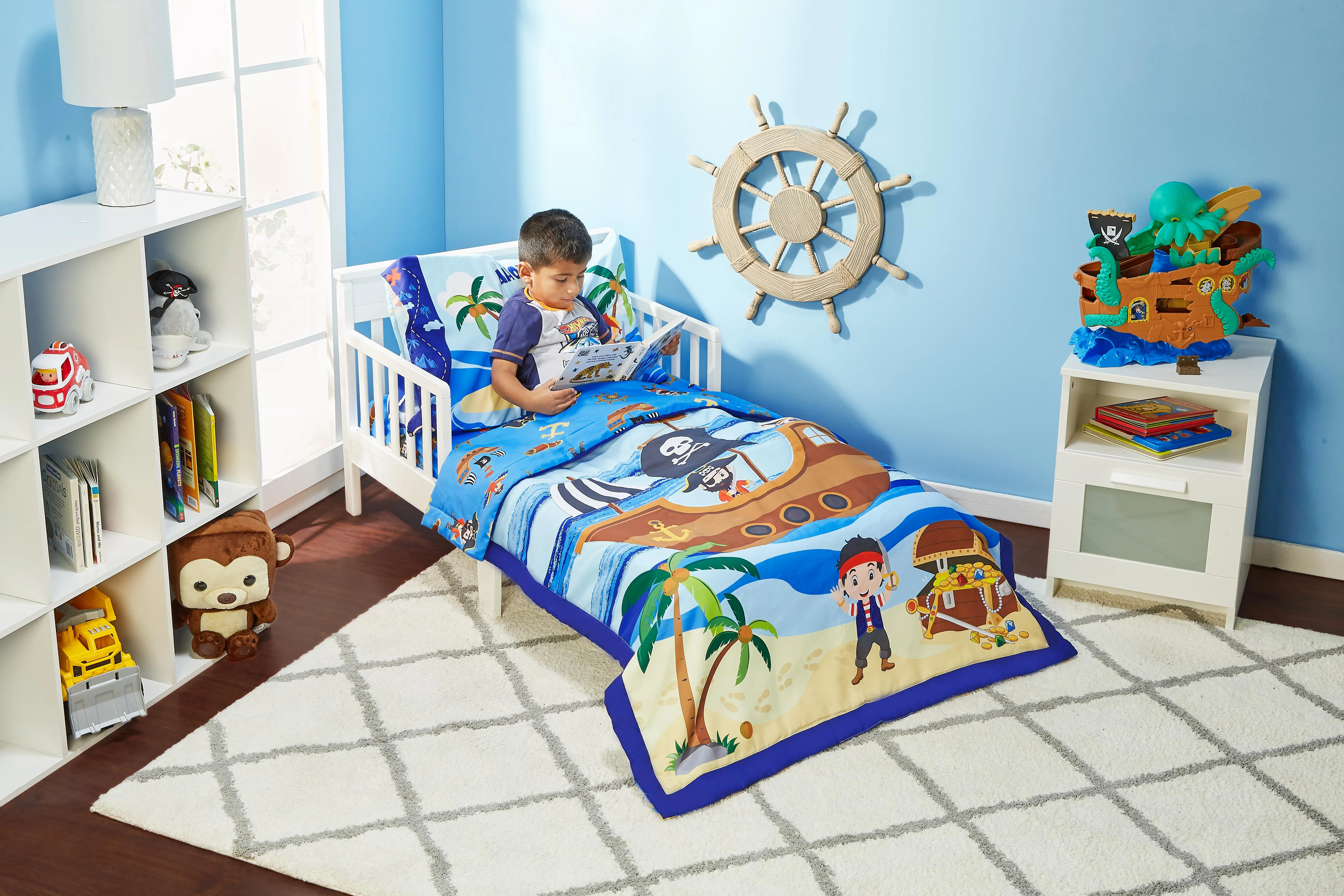 Pirates Treasure Hunt 4-Piece Toddler Bedding Set