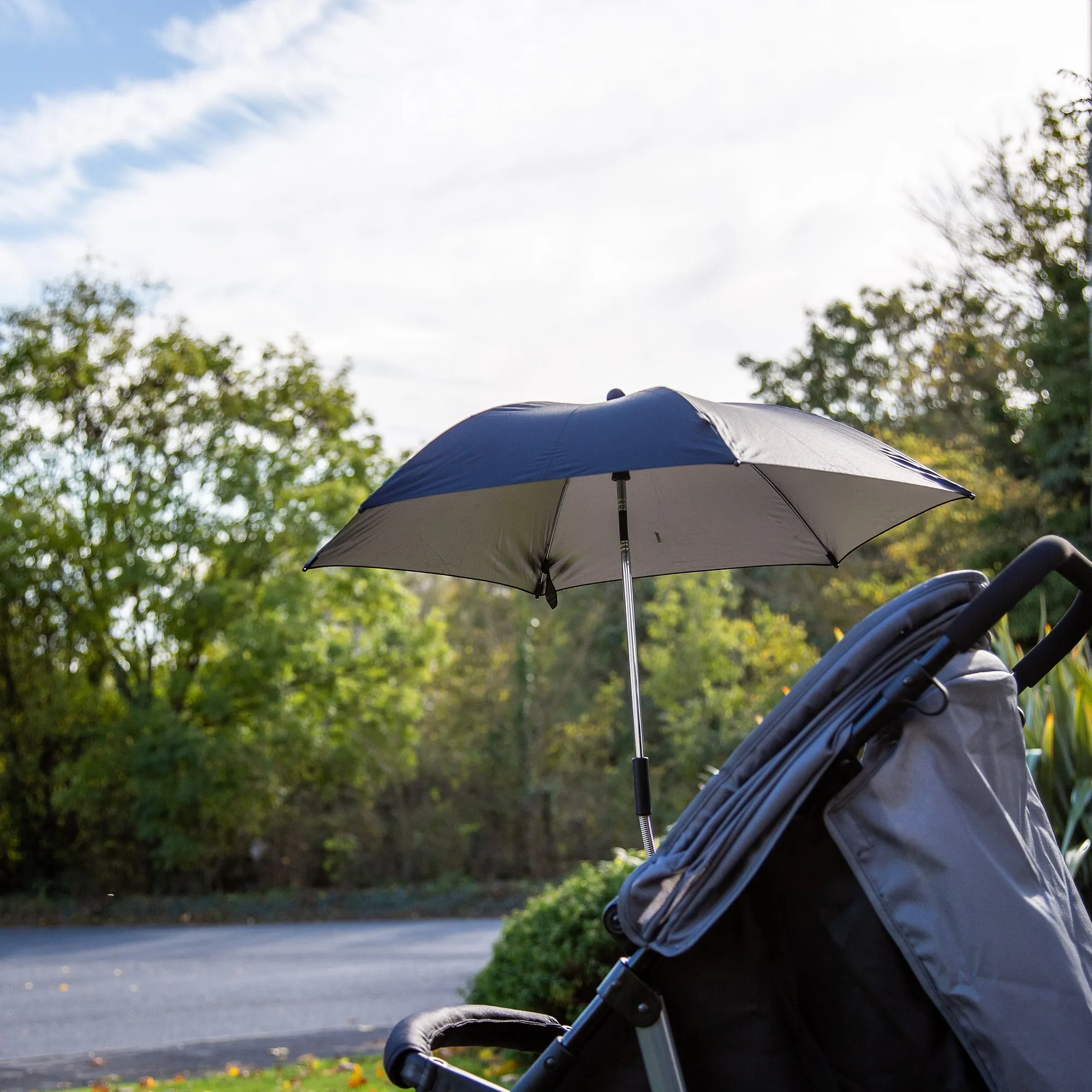 Red Kite Universal Parasol Black