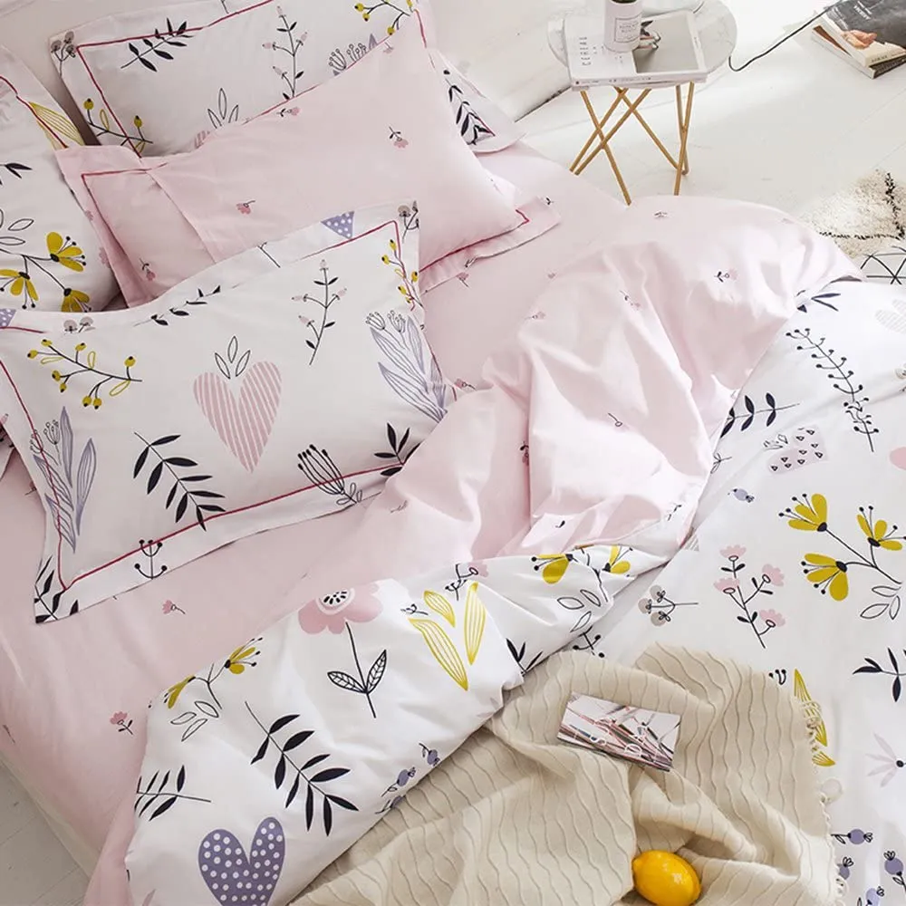 The Floral Heart Bed Set